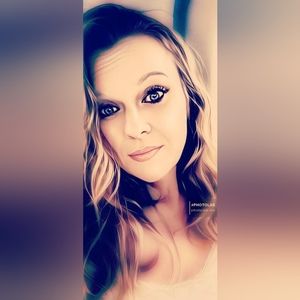 Meet your Posher, Tonya